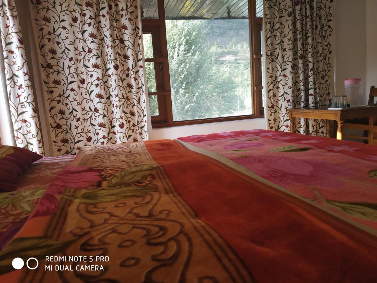 Pahalgām Hotel King Palace מראה חיצוני תמונה