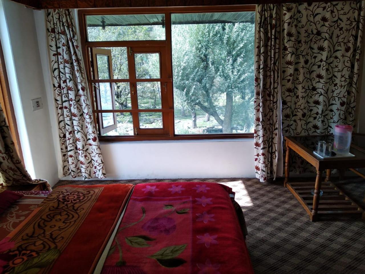 Pahalgām Hotel King Palace מראה חיצוני תמונה